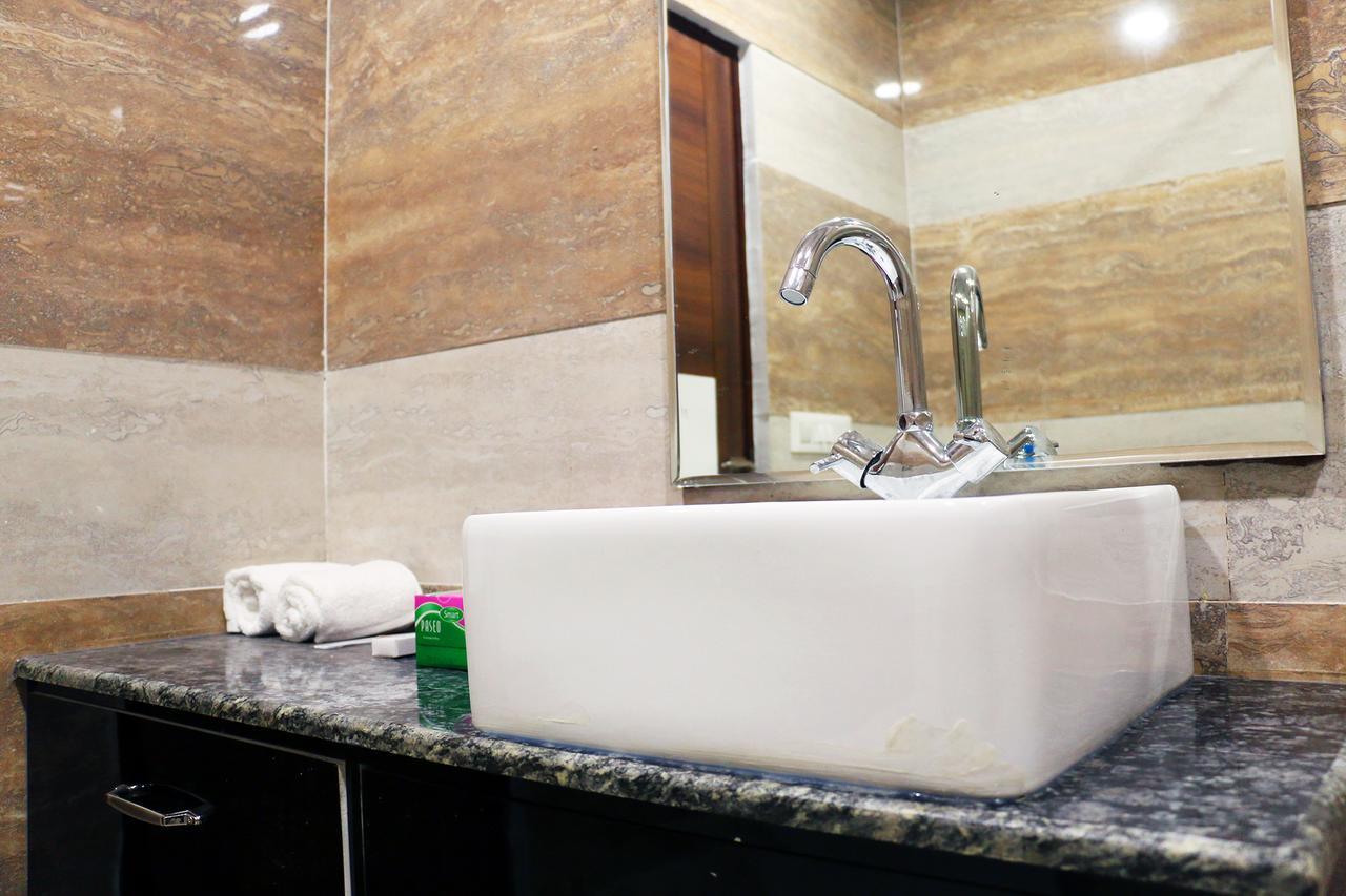Hotel Neelam Moga Ludhiana Ngoại thất bức ảnh