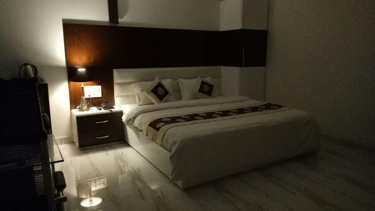 Hotel Neelam Moga Ludhiana Ngoại thất bức ảnh